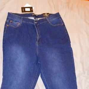 Fashion nova mid rise jeans size16